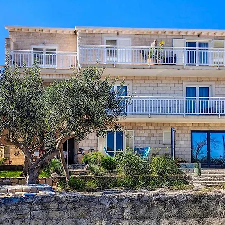 דירה In Lumbarda With House Sea View קורצולה